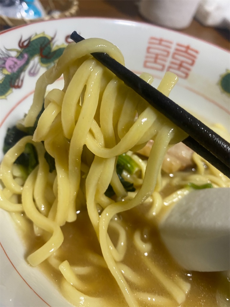 作田家の冷凍ラーメンの麺
