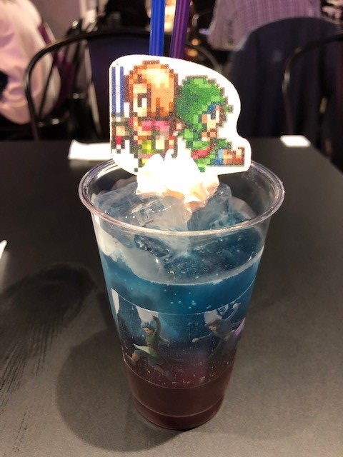 ドラクエ11 ドラゴンクエスト11 カミュ スクエニカフェ 缶バッジ