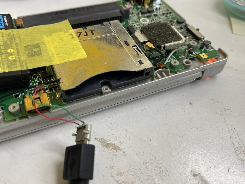 ニンテンドーds Liteをmicro Usb充電化するテストをしてみた 素人が電子機器をいじってみる