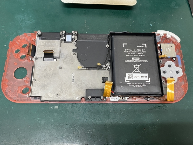Nintendo Switch Liteの液晶交換をするついでにカスタムシェルに