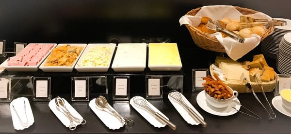 ソマーハウス デザートブッフェの軽食写真 ブログ