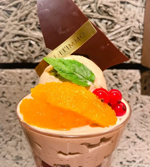 デリーモ ロイヤルフルーティー パフェ上部