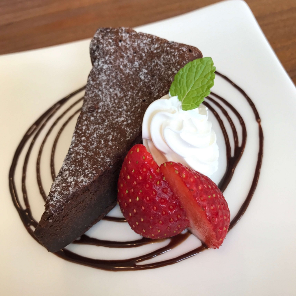チョコレートケーキ