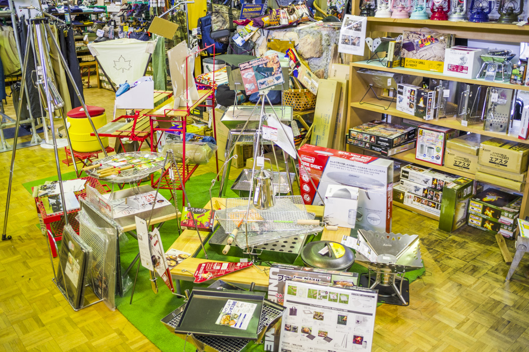 バーベキューグッズも多いswen浜松店