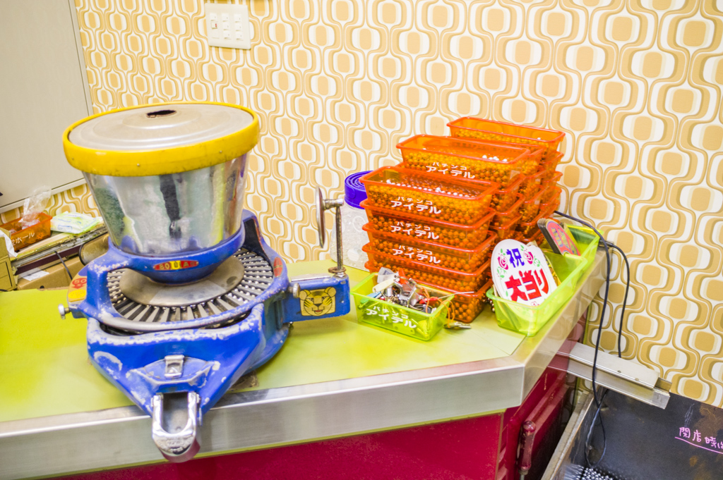 パチンコ遊び放題システム