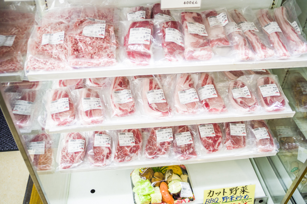 岡ノ山遊ぼっ茶広場は隣接する道の駅で買い足しができる