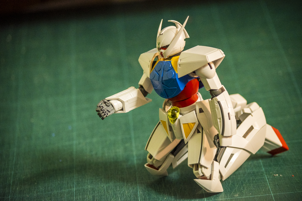 初めてのガンプラ制作 ガンダム を作って部屋に飾ってみた 写真家あまのしんたろう公式ブログ ヤミーアートブログ