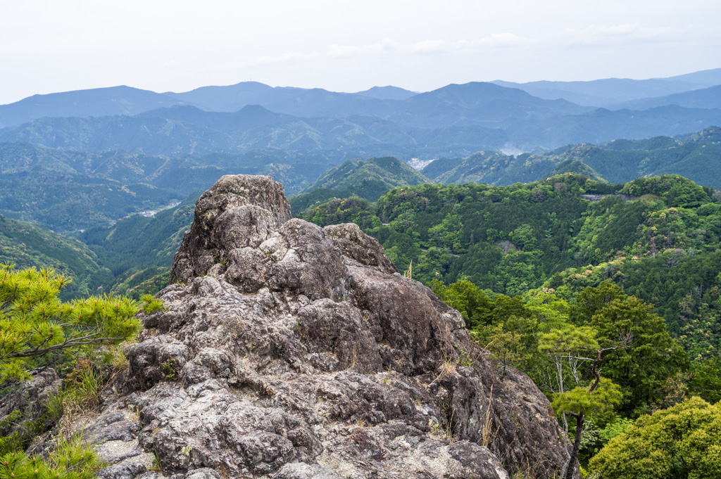 鳳来寺山の鷹打場展望台からの絶景