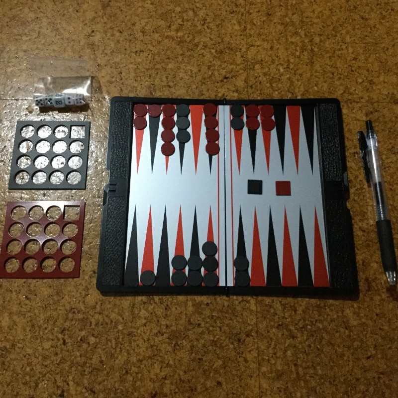 ダイソーの300円ゲーム「バックギャモン」9