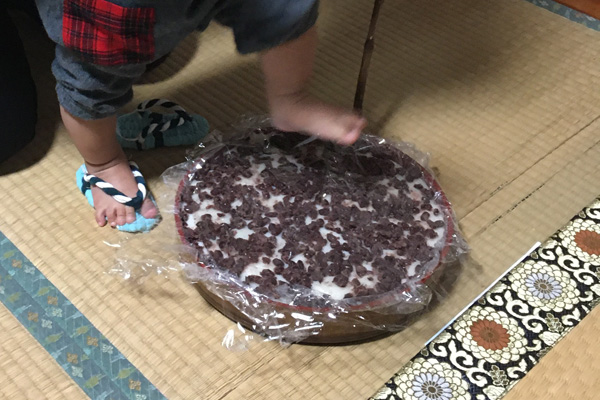 餅踏み 甥っ子の一歳のお祝い