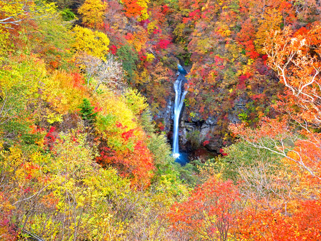 那須高原の紅葉 駒止の滝 記憶の風景