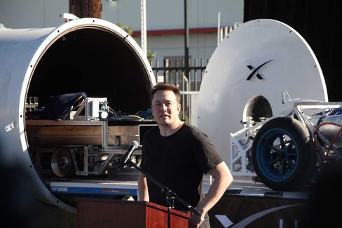マスク氏