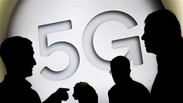 5G Will Be Ultrafast, but the Roll Out Will Be Anything But