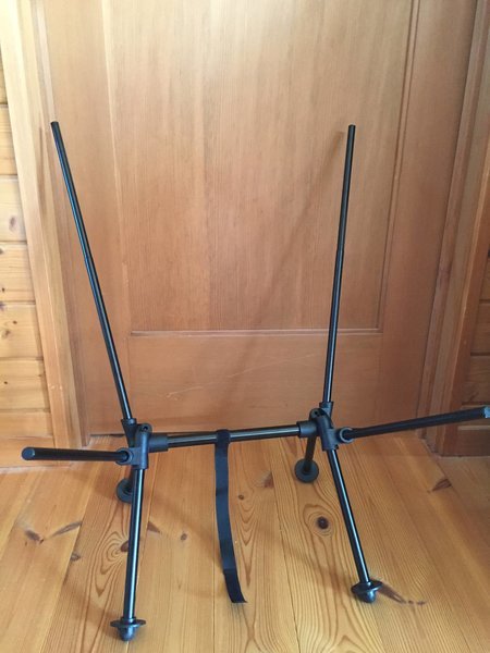 ポンコタン　チェアー