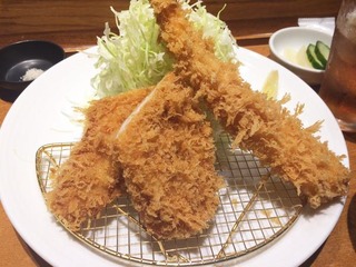 CJXPMaHUEAAhmOf