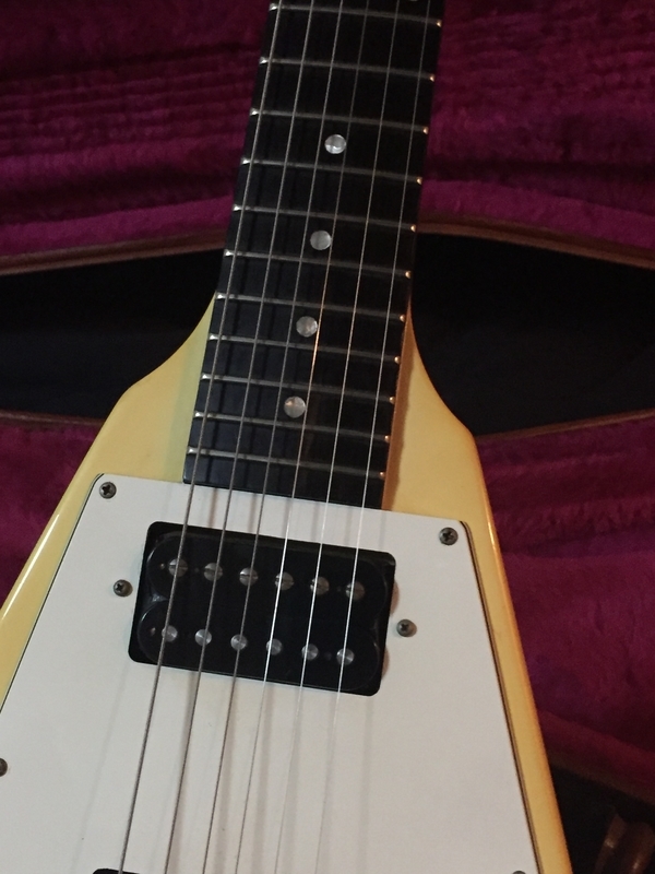 Gibson Flying V '67 貴重なエボニー指板 1997 Gibson Flying V 67 Reissue / Classic White～ Ebony