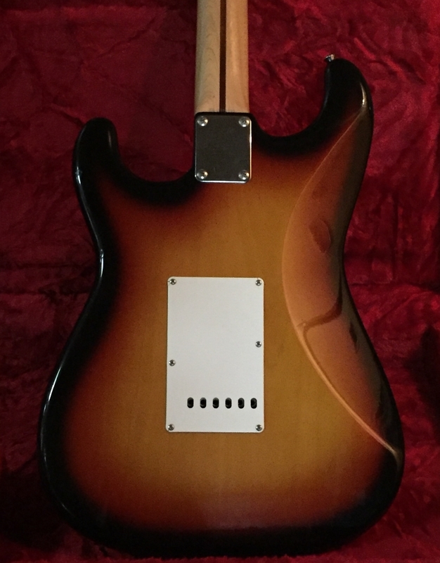 フェンダーストラトキャスター  日本製1993~1994製 1993～1994 Fender Japan STT-43 / 3TS ( Standard Stratocaster