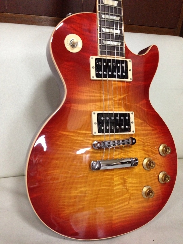 2011 GIBSON LES PAUL CLASSIC PLUS / Heritage Cherry Sunberst～SOLD