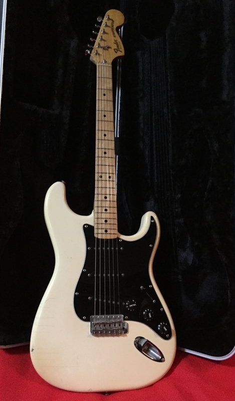 1981 Fender Stratocaster / Arctic white ～ Last Large Head