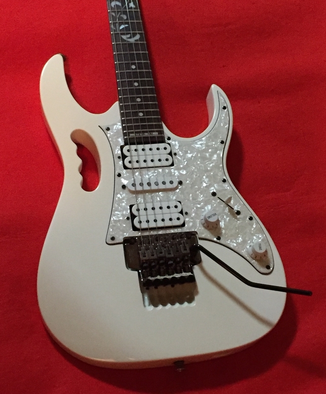 1998 Ibanez JEM555 ( JEM Jr ) / White ~ Mint Condition / SOLD