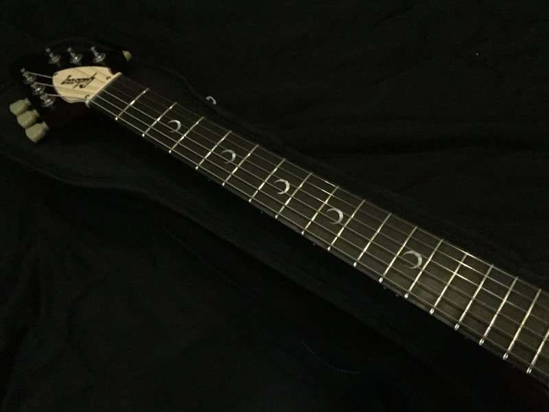 2002 Gibson Flying V Faded / Worn Cherry ～ Clescent Moon Inlay