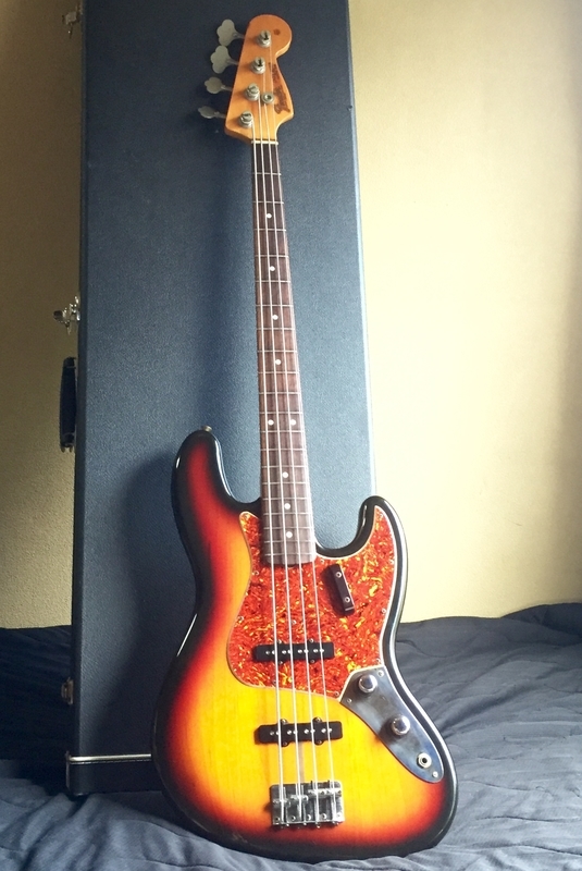 Fender USA American Vintage 62jazzBassペグ 1992 Fender USA Vintage 62 Jazz Bass Reissue Stack Knob