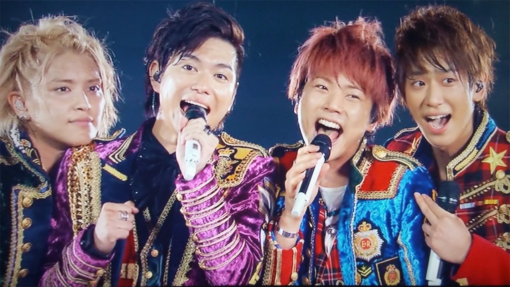 NEWS LIVE TOUR 2015 White」が素敵すぎる話② - 幸せはいつも君のそばに