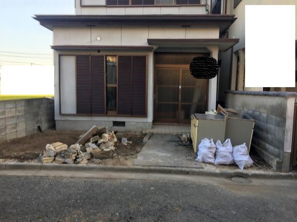 DIYで駐車場を作る大家