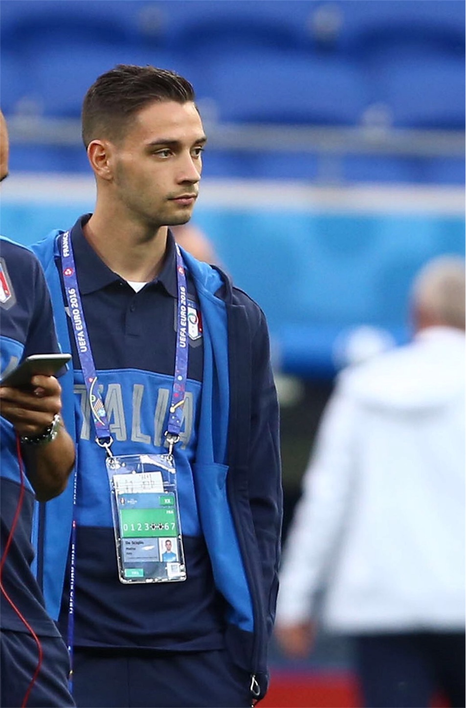 デ シリオ不要論について 心から愛しているacミラン