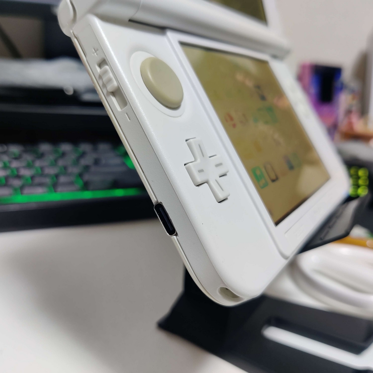 偽トロ New 3DS LL ホワイト 3DSLL自動化基板「Qingpi」を実装してみた 
