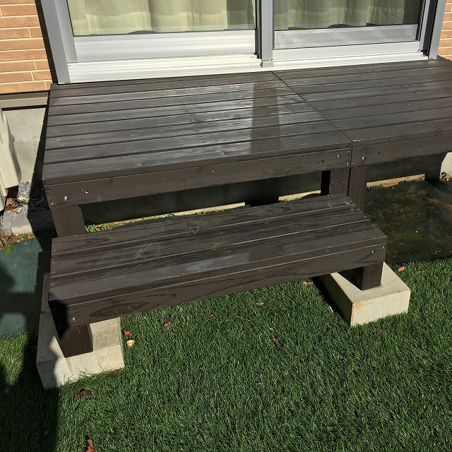 人工芝　花壇ブロック　ウッドデッキ　DIY　庭　置くだけ　価格　おしゃれ　おすすめ　キシラデコール　水性　施工　掃除　落ち葉　カインズ　土留め　コンクリート　ホームセンター