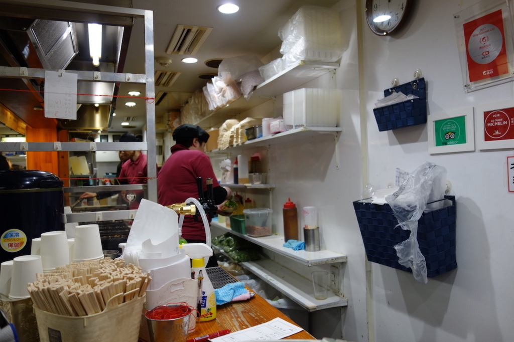 はなだこ(店内) 新梅田食堂街にあるはなだこ(店内)