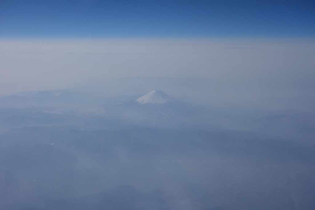 ANA732便から見た朝の富士山（平成30年3月27日）