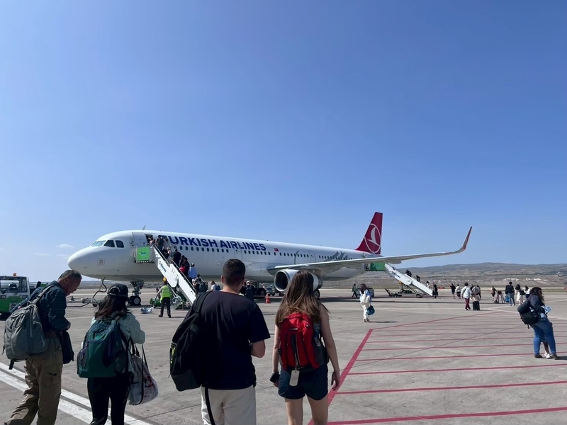 ネヴシェヒル空港ターキッシュエアラインズ