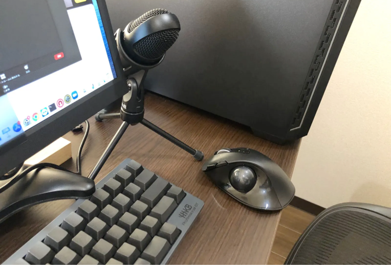 nomeets_desk