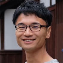 山根さん