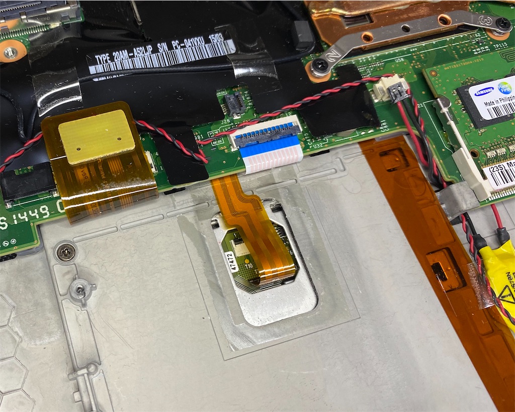 lenovo x240s core i7 4510u タッチパネル ThinkPad X240s フルHD IPS液晶 マルチタッチとHD液晶の違い