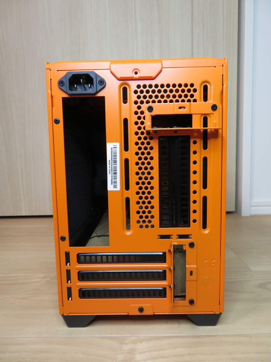 PC】新しいPCケース購入！お洒落でコンパクトなmini-itxケース