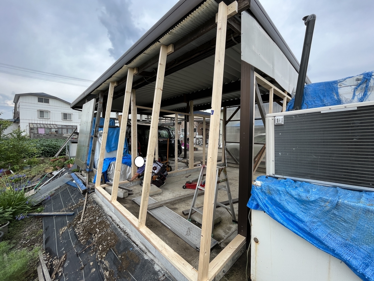 【DIY】父親からの依頼!カーポートに外壁を取り付けるための下地を施工する! アンダーソンの多趣味な日々〜趣を味方につける生き方〜 【DIY】父親からの依頼!カーポートに外壁を取り付けるための下地を施工する! アンダーソンの多趣味な日々〜趣を味方につける生き方〜