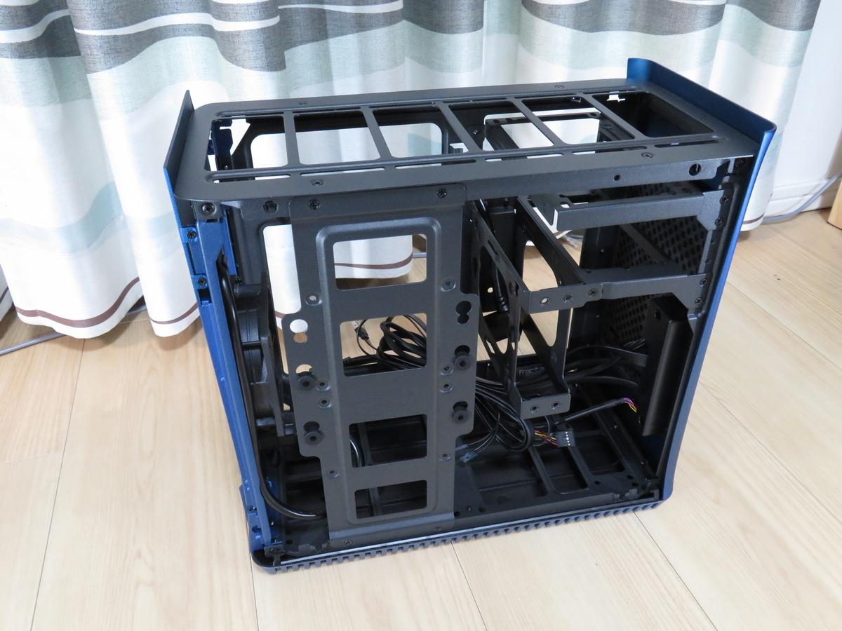 PCケース紹介】Fractal Design Era ITX - アンダーソンの多趣味 PCケース紹介】Fractal Design Era ITX - アンダーソンの多趣味