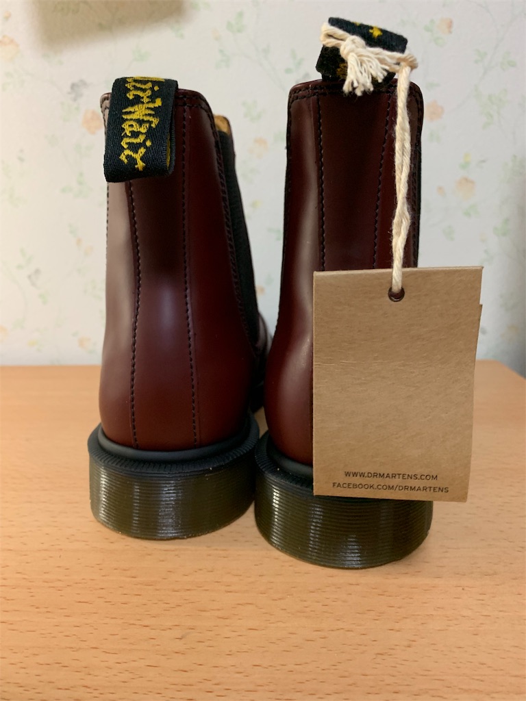 開封レビュー】ドクターマーチン・チェルシーブーツを購入しました