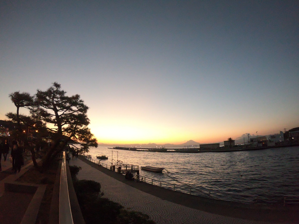 f:id:anito:20190106004143j:plain