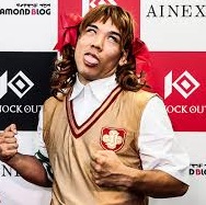 自演