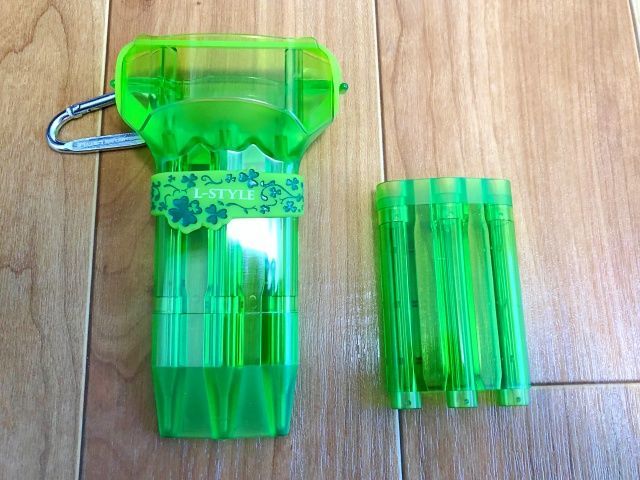 ダーツケースクリスタルワンの付属品