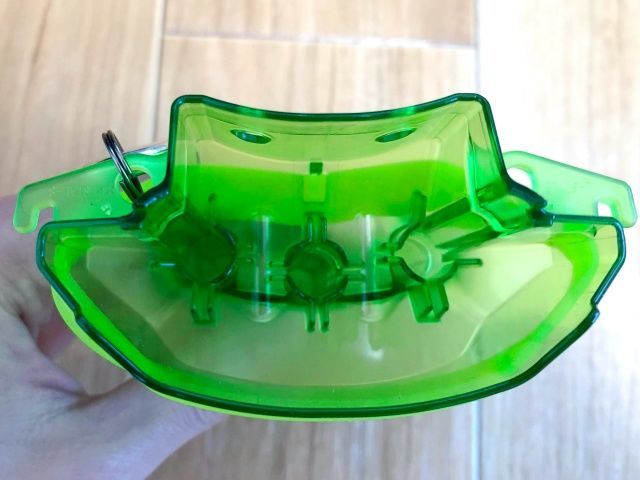 ダーツケースクリスタルワンのフライト収納部分