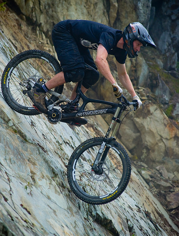 2011 Santa Cruz V-10 Carbon サンタクルズ V-10 カーボン - 休日モード