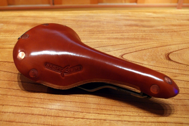 BROOKS（ブルックス）SWIFT Titanium （スイフトチタニウム