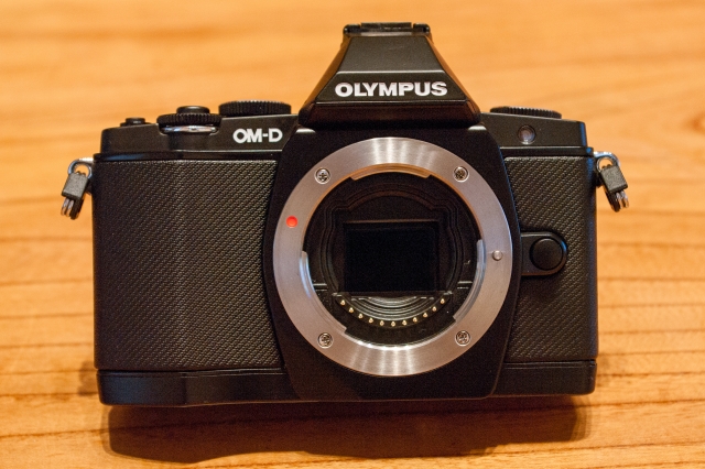 OLYMPUS OM-D E-M5