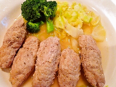 【作り置きおかずダイエット】ひき肉のソーセージ風、サワーキャベツのレシピ