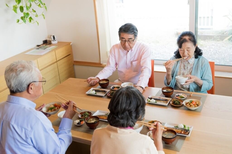 サービス付き高齢者向け住宅の食事イメージ